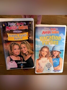 You’re Invited to Mary-Kate & Ashley’s Vacation Parties & School Dance Party VHS